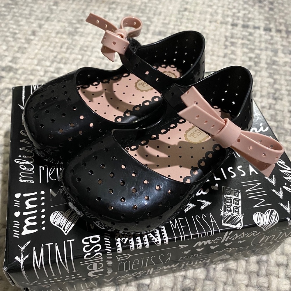 Mini Melissa Girls Mini Furadinha Black Mary Janes